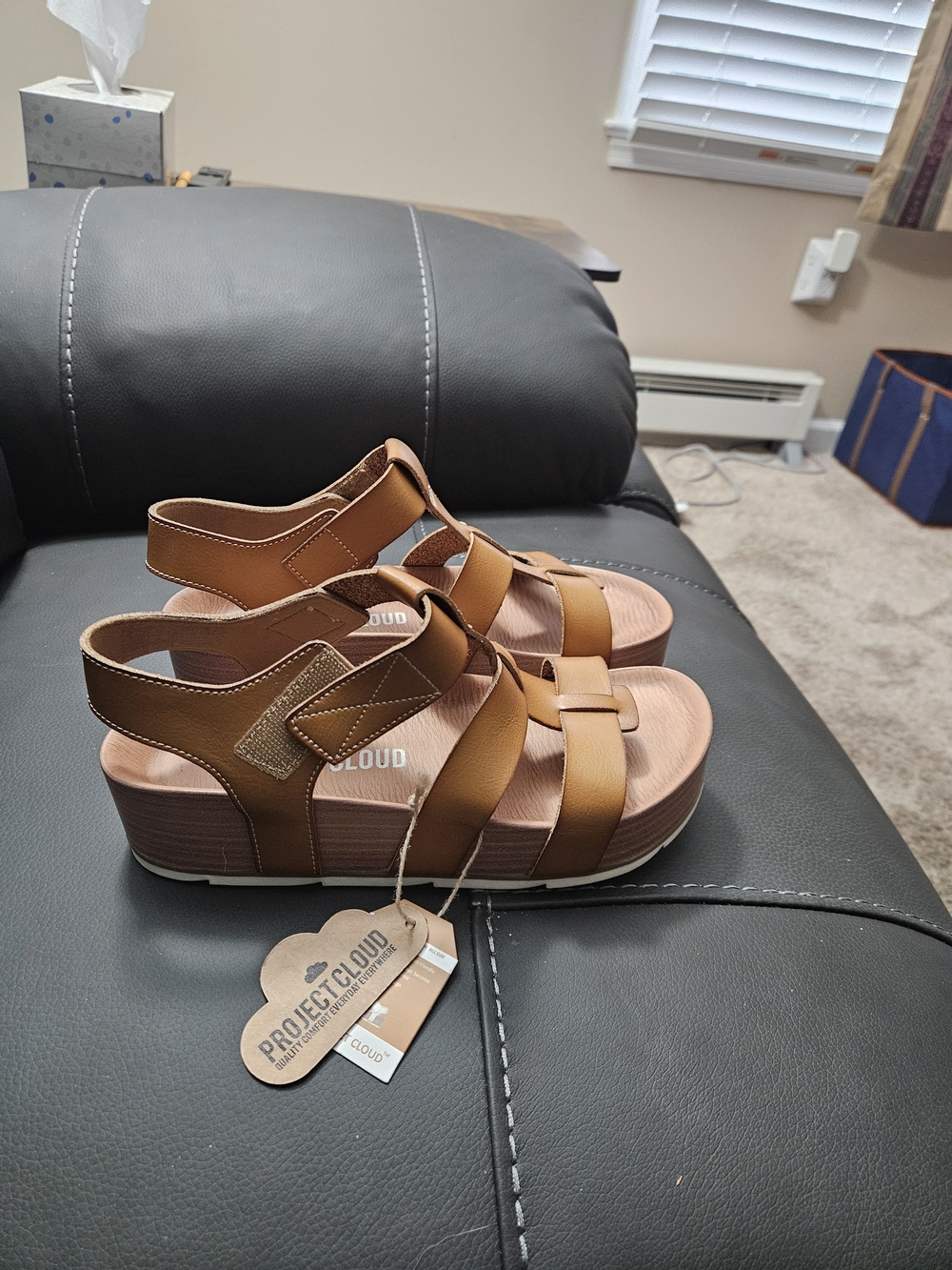 Project Cloud Women's Tan Strappy Platform Sandals - Picture 2 of 4